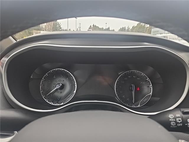 2026 Chrysler Grand Caravan SXT (Stk: T037) in Miramichi - Image 9 of 14