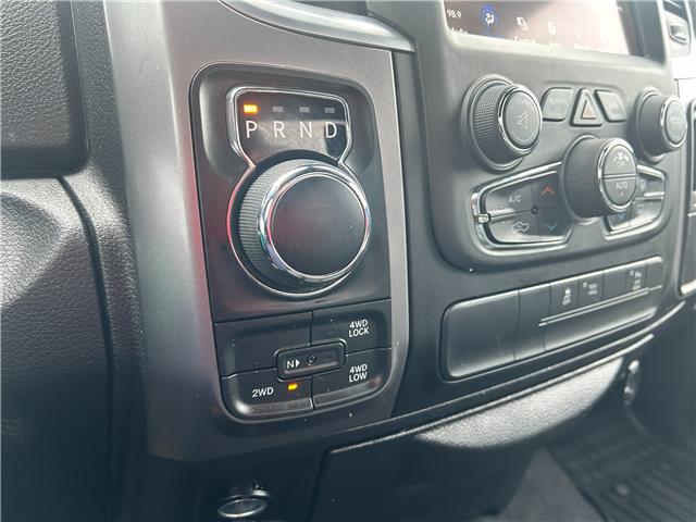 2021 RAM 1500 Classic SLT (Stk: V5327B) in Kingston - Image 21 of 24