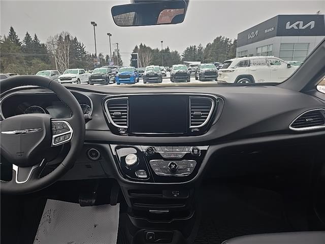 2026 Chrysler Grand Caravan SXT (Stk: T037) in Miramichi - Image 13 of 14
