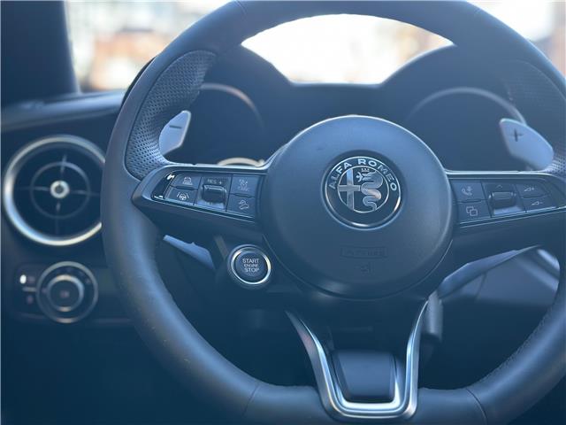 2025 Alfa Romeo Stelvio Base (Stk: 675AR) in Toronto - Image 24 of 26
