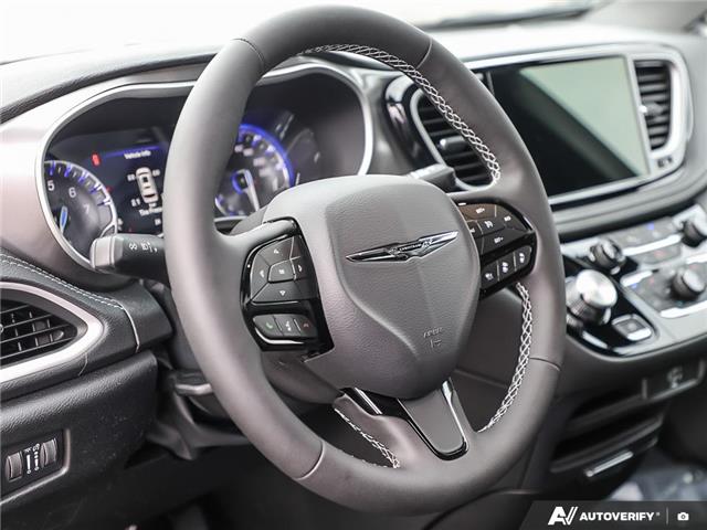 2026 Chrysler Pacifica Select (Stk: T8018) in Hamilton - Image 13 of 27