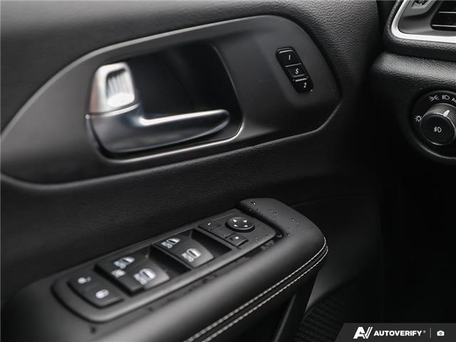 2026 Chrysler Pacifica Select (Stk: T8018) in Hamilton - Image 17 of 27