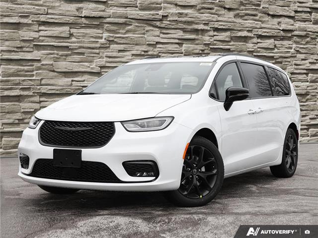 2026 Chrysler Pacifica Select (Stk: T8017) in Hamilton - Image 1 of 27