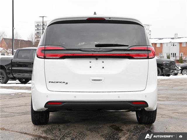 2026 Chrysler Pacifica Select (Stk: T8017) in Hamilton - Image 5 of 27