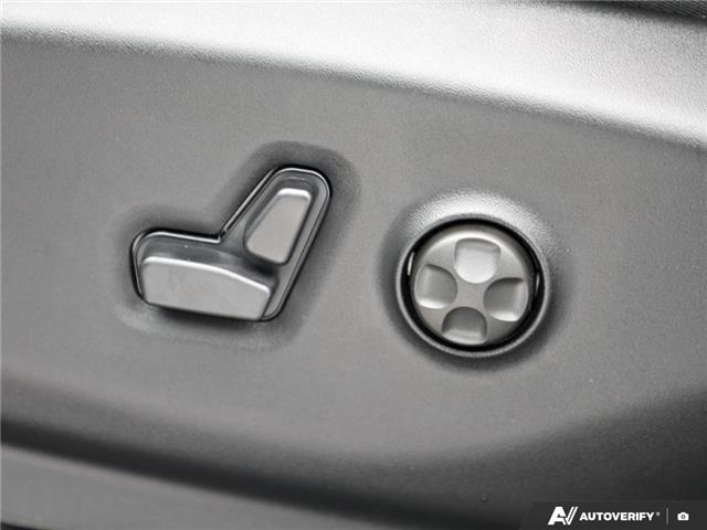 2026 Chrysler Pacifica Select (Stk: T8017) in Hamilton - Image 13 of 27