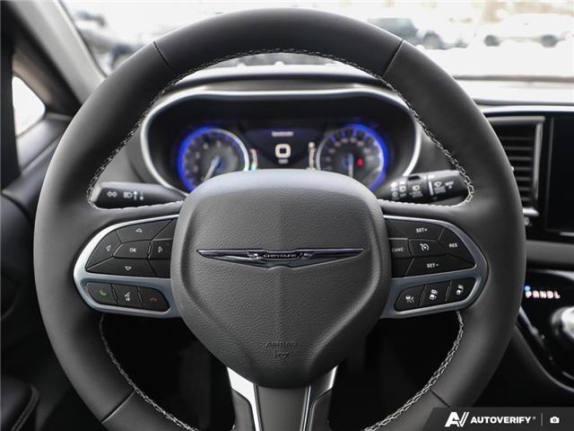 2026 Chrysler Grand Caravan SXT (Stk: T8009) in Hamilton - Image 14 of 27