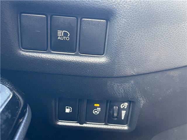 2021 Toyota C-HR XLE Premium (Stk: T102321) in Scarborough - Image 11 of 20