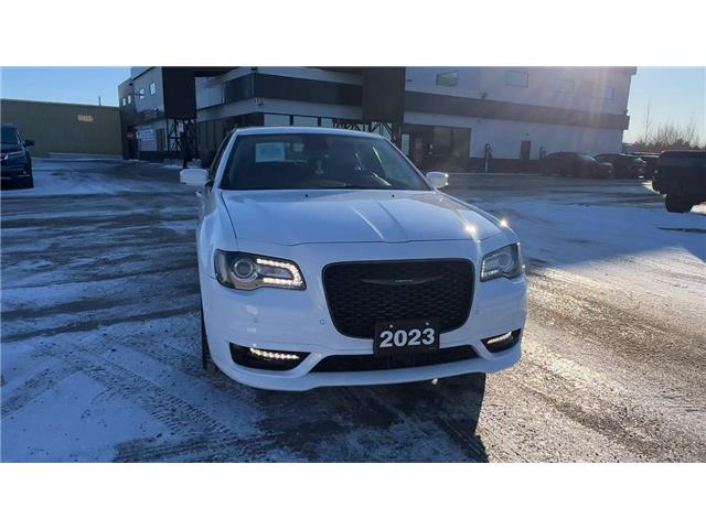 2023 Chrysler 300 Touring-L (Stk: 25653) in Sudbury - Image 7 of 26
