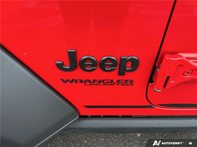 2022 Jeep Wrangler Unlimited Sport (Stk: P220518) in Grimsby - Image 9 of 24