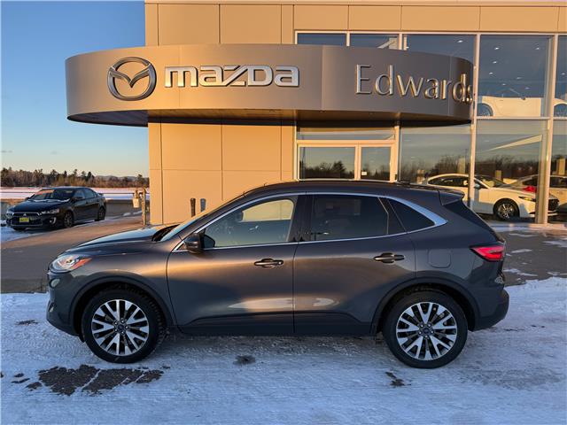 2020 Ford Escape Titanium Hybrid (Stk: 24707) in Pembroke - Image 1 of 33