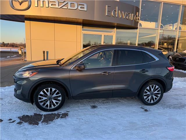 2020 Ford Escape Titanium Hybrid (Stk: 24707) in Pembroke - Image 2 of 33