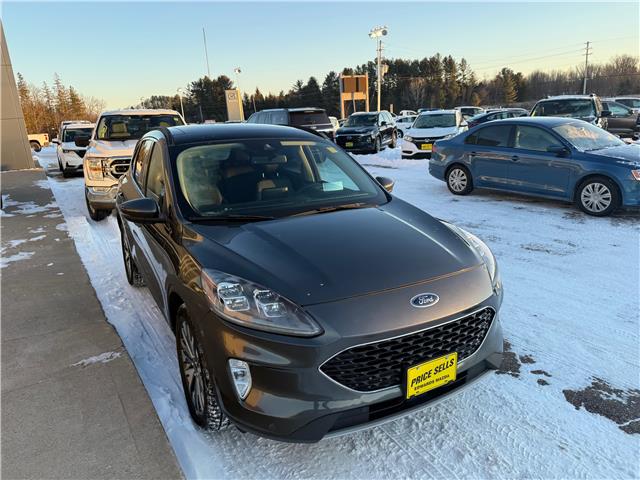 2020 Ford Escape Titanium Hybrid (Stk: 24707) in Pembroke - Image 7 of 33
