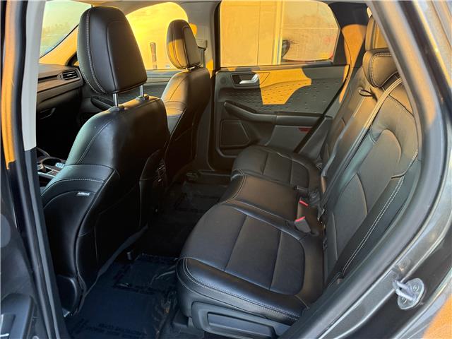 2020 Ford Escape Titanium Hybrid (Stk: 24707) in Pembroke - Image 19 of 33