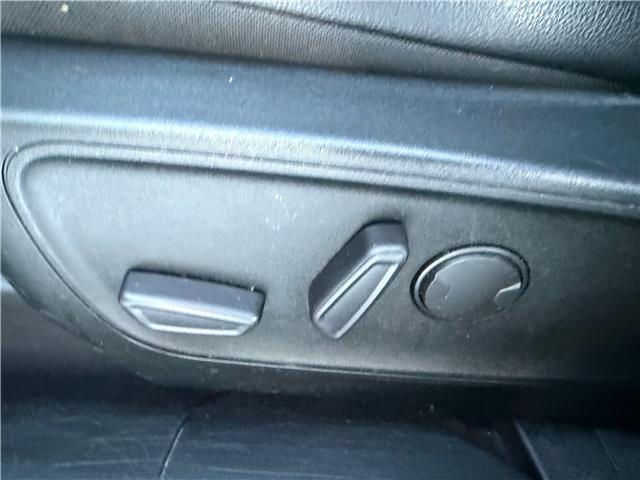 2020 Ford Escape Titanium Hybrid (Stk: 24707) in Pembroke - Image 25 of 33