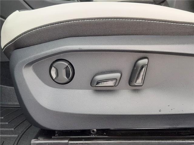 2026 Volkswagen Taos Comfortline (Stk: 260093) in Regina - Image 16 of 44