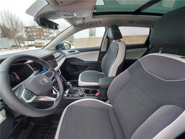2026 Volkswagen Taos Comfortline (Stk: 260093) in Regina - Image 18 of 44
