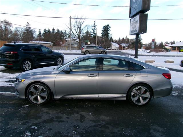 2019 Honda Accord Touring 1.5T in Kitchener - Image 5 of 27