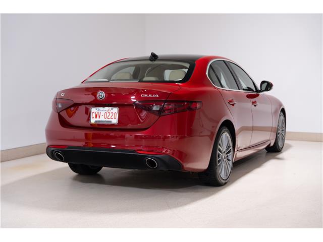 2018 Alfa Romeo Giulia ti (Stk: ARUC940) in Calgary - Image 5 of 29 2018 Alfa Romeo Giulia ti (Stk: ARUC940) in Calgary - Image 5 of 29