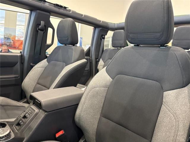 2025 Ford Bronco Base (Stk: 25057) in Claresholm - Image 6 of 8