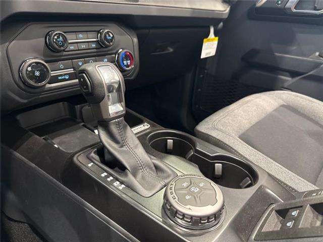 2025 Ford Bronco Base (Stk: 25057) in Claresholm - Image 7 of 8