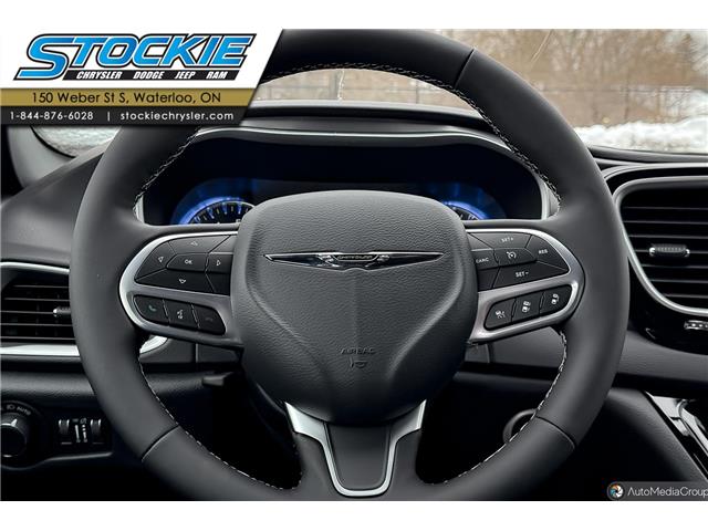 2026 Chrysler Grand Caravan SXT (Stk: 46215) in Waterloo - Image 12 of 20