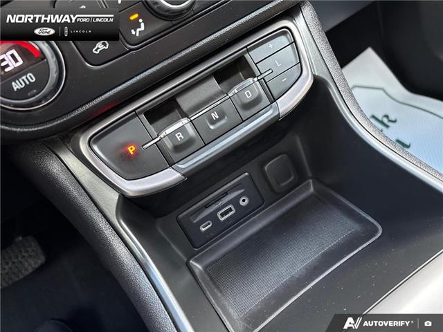 2023 GMC Terrain AT4 (Stk: 5MV3648A) in Brantford - Image 16 of 23