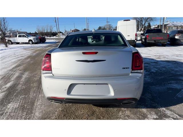2023 Chrysler 300 Touring-L (Stk: 25634) in Sudbury - Image 3 of 26