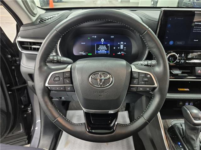 2025 Toyota Highlander Hybrid Limited (Stk: 10114870) in Markham - Image 14 of 36