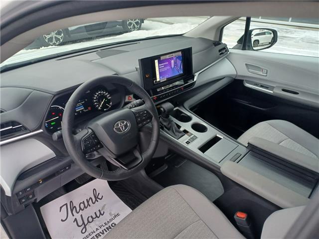 2025 Toyota Sienna LE 8-Passenger (Stk: 2540441) in Regina - Image 12 of 24 2025 Toyota Sienna LE 8-Passenger (Stk: 2540441) in Regina - Image 12 of 24