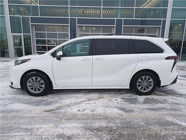 2025 Toyota Sienna LE 8-Passenger (Stk: 2540441) in Regina - Image 4 of 24 2025 Toyota Sienna LE 8-Passenger (Stk: 2540441) in Regina - Image 4 of 24
