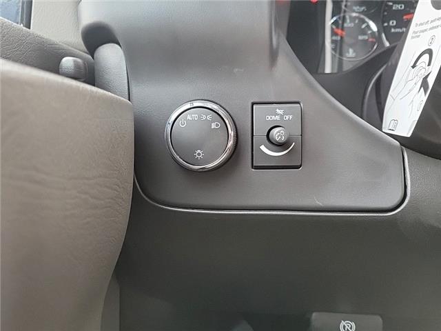 2025 GMC Savana 3500 Work Van (Stk: 1255574) in Newmarket - Image 16 of 22