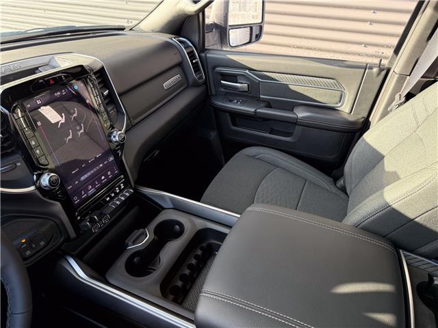 2025 RAM 2500 Big Horn (Stk: 25570) in London - Image 18 of 25