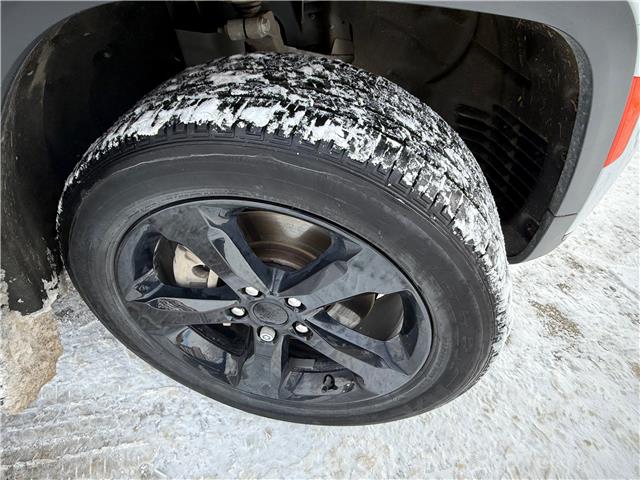 2023 Jeep Grand Cherokee L Laredo (Stk: 25-058A) in Hanover - Image 5 of 27