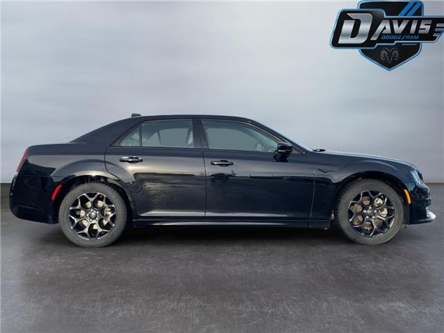 2023 Chrysler 300 Touring-L (Stk: 30384) in Fort Macleod - Image 6 of 26