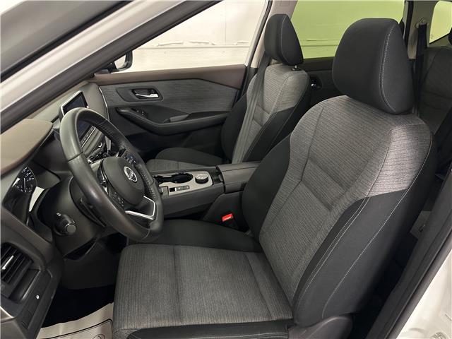2023 Nissan Rogue SV Moonroof (Stk: 43241J) in Belleville - Image 12 of 26