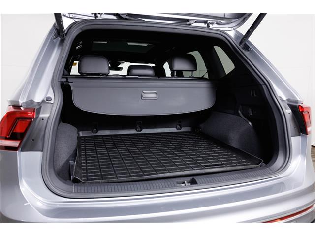 2022 Volkswagen Tiguan Highline R-Line (Stk: X3534A) in London - Image 8 of 32