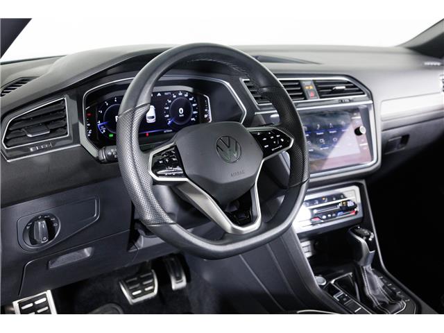 2022 Volkswagen Tiguan Highline R-Line (Stk: X3534A) in London - Image 17 of 32