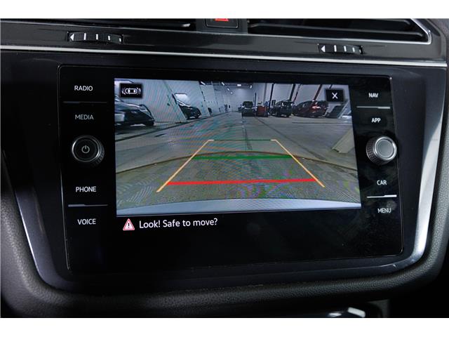 2022 Volkswagen Tiguan Highline R-Line (Stk: X3534A) in London - Image 25 of 32