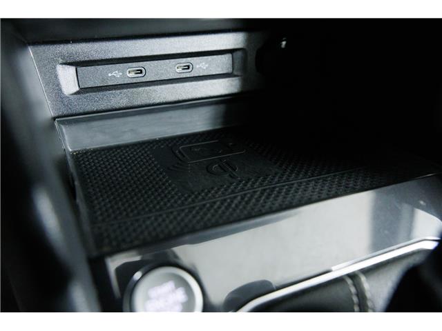 2022 Volkswagen Tiguan Highline R-Line (Stk: X3534A) in London - Image 27 of 32