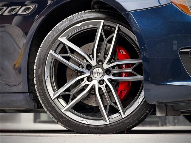 2022 Maserati Quattroporte Modena Q4 (Stk: 417U) in Toronto - Image 6 of 30 2022 Maserati Quattroporte Modena Q4 (Stk: 417U) in Toronto - Image 6 of 30