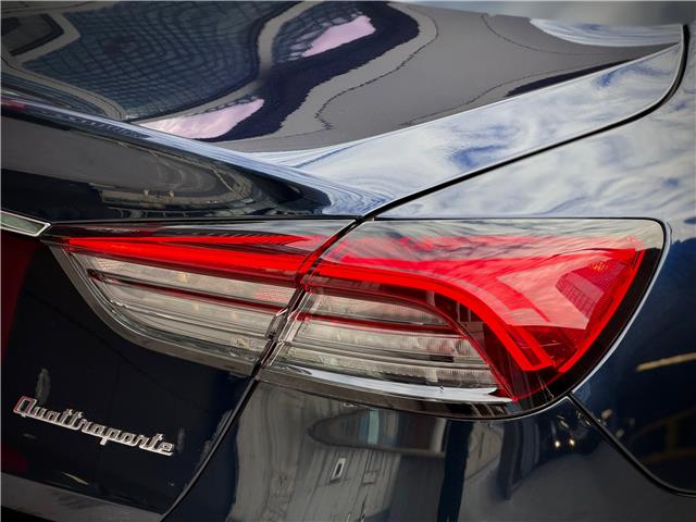 2022 Maserati Quattroporte Modena Q4 (Stk: 417U) in Toronto - Image 10 of 30 2022 Maserati Quattroporte Modena Q4 (Stk: 417U) in Toronto - Image 10 of 30
