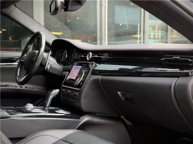 2022 Maserati Quattroporte Modena Q4 (Stk: 417U) in Toronto - Image 25 of 30 2022 Maserati Quattroporte Modena Q4 (Stk: 417U) in Toronto - Image 25 of 30
