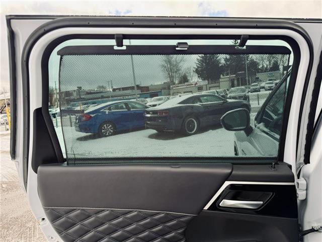 2023 Mitsubishi Outlander Plug-In Hybrid GT (Stk: 2-11595A) in Oshawa - Image 32 of 50