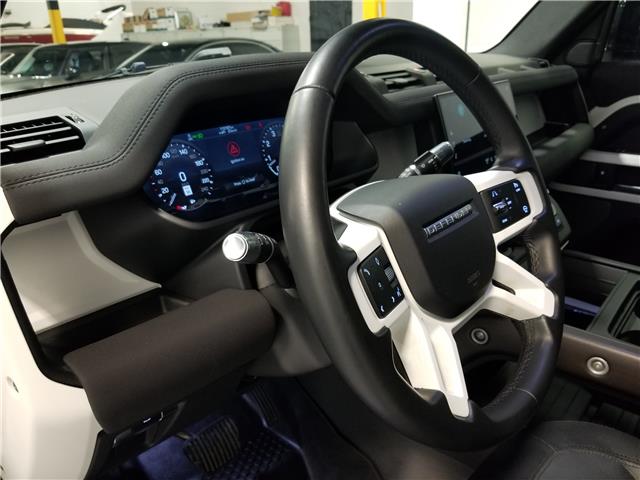 2022 Land Rover Defender X-Dynamic SE (Stk: W4942) in Mississauga - Image 12 of 26