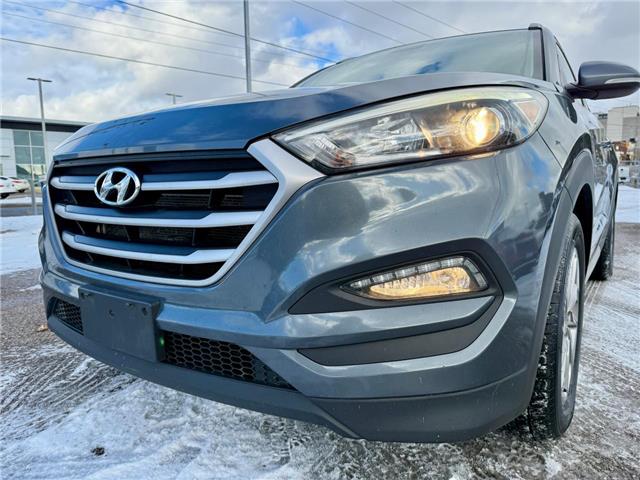 2018 Hyundai Tucson Premium 2.0L (Stk: 2-12824A) in Oshawa - Image 11 of 41