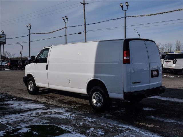 2022 Chevrolet Express 2500 Work Van (Stk: LC00236Z) in Tilbury - Image 4 of 25