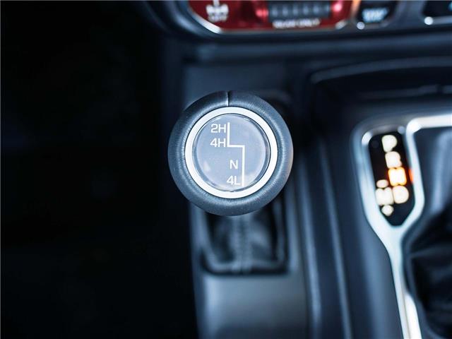 2025 Jeep Wrangler Rubicon (Stk: S653183) in Surrey - Image 17 of 24