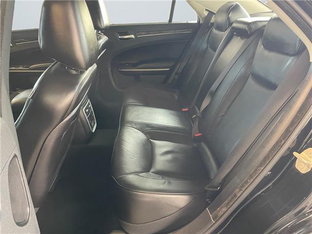 2023 Chrysler 300 Touring-L (Stk: 30384) in Fort Macleod - Image 16 of 26