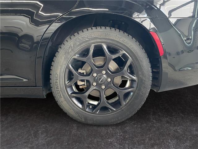 2023 Chrysler 300 Touring-L (Stk: 30384) in Fort Macleod - Image 9 of 26