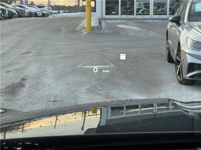 2023 Genesis GV70 2.5T Prestige (Stk: 25101496A) in Markham - Image 18 of 39